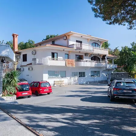 Apartment With A Swimming Pool Opatija - Pobri, Opatija - 16390 Matulji