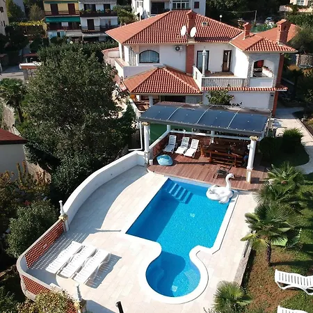 With A Swimming Pool Opatija - Pobri, Opatija - 16390 Matulji