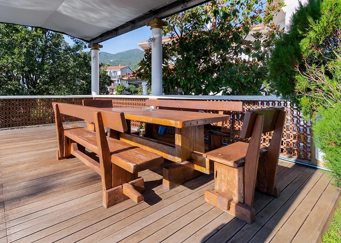 Apartments With Swimming Pool Opatija - Pobri, Opatija - 16390 Διαμέρισμα
