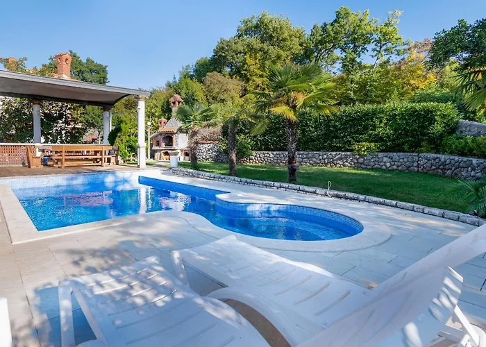 Apartments With Swimming Pool Opatija - Pobri, Opatija - 16390 Lägenhet *