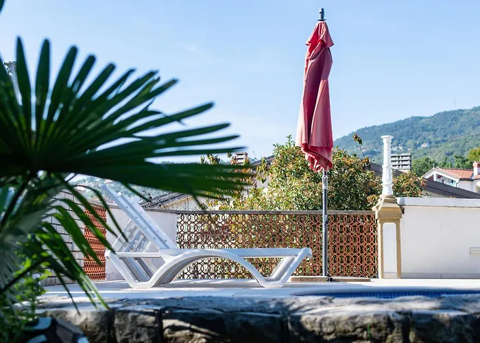Apartments With Swimming Pool Opatija - Pobri, Opatija - 16390 Apartment *