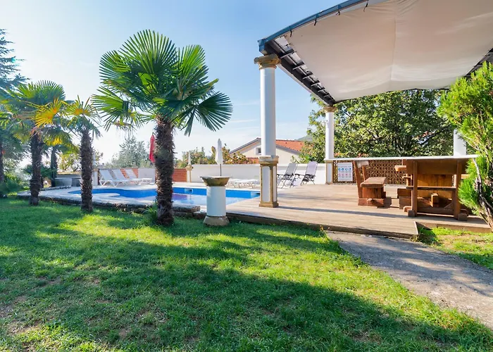 Apartments With Swimming Pool Opatija - Pobri, Opatija - 16390 Apartment